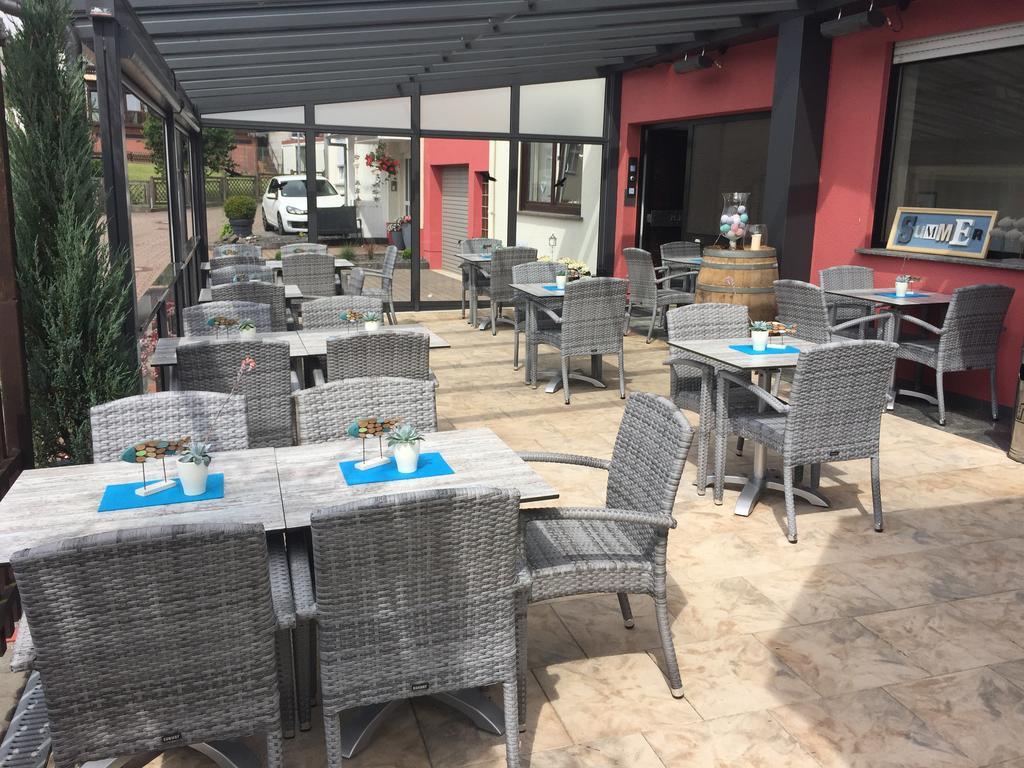 Hotel Colosseum Rheinböllen Екстериор снимка