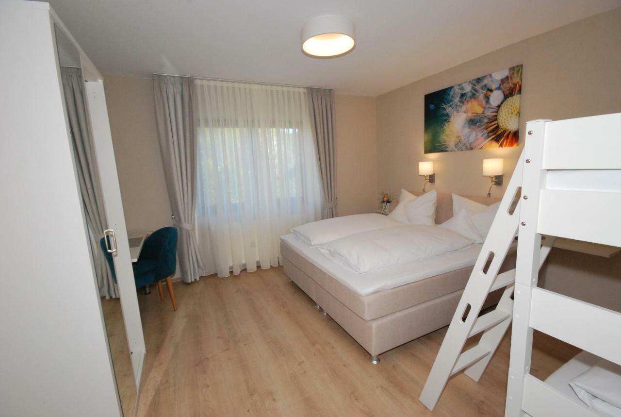 Hotel Colosseum Rheinböllen Екстериор снимка