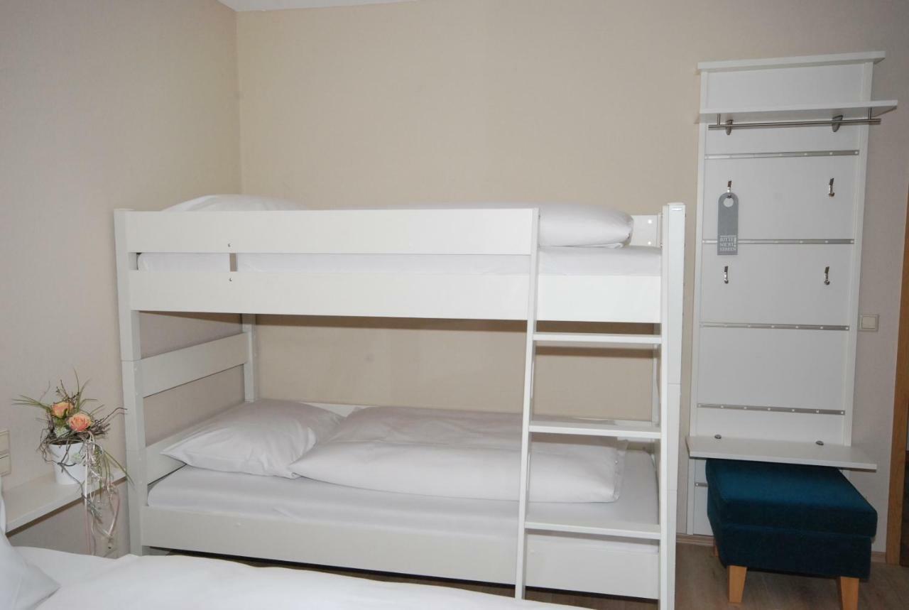 Hotel Colosseum Rheinböllen Екстериор снимка